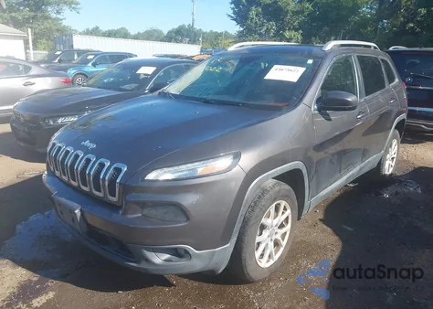 2016 Jeep Cherokee Latitude z USA, uszkodzony, nr VIN 1C4PJMCS2GW182887